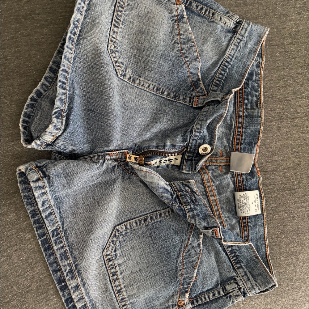 Mini cargo shortie
